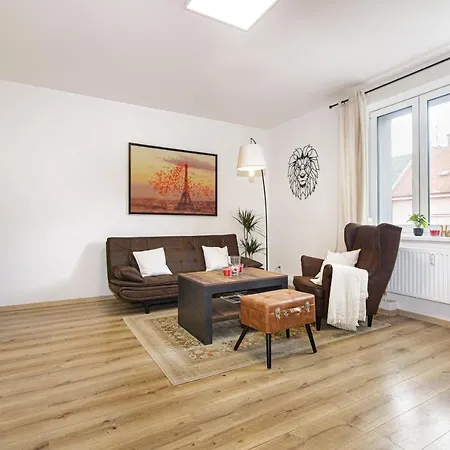 Luxury Stud - Vb * 俄斯特拉发