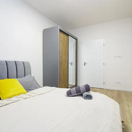 Luxury Stud - Vb * オストラヴァ